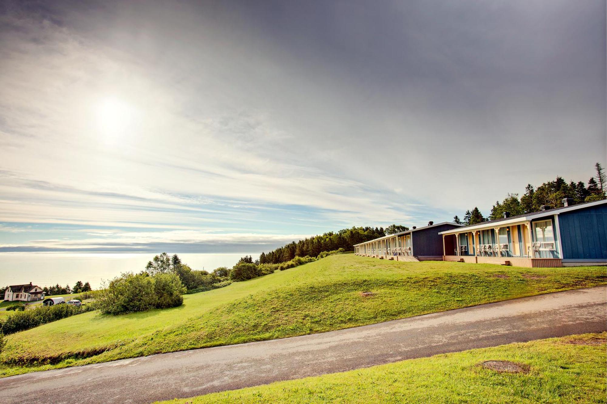 Hebergement Fort Prevel Saint Georges De Malbaie Экстерьер фото